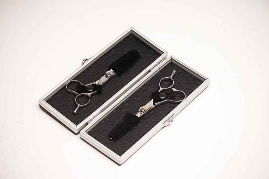 Hako (2, 4, 6 Hard Scissor Case)